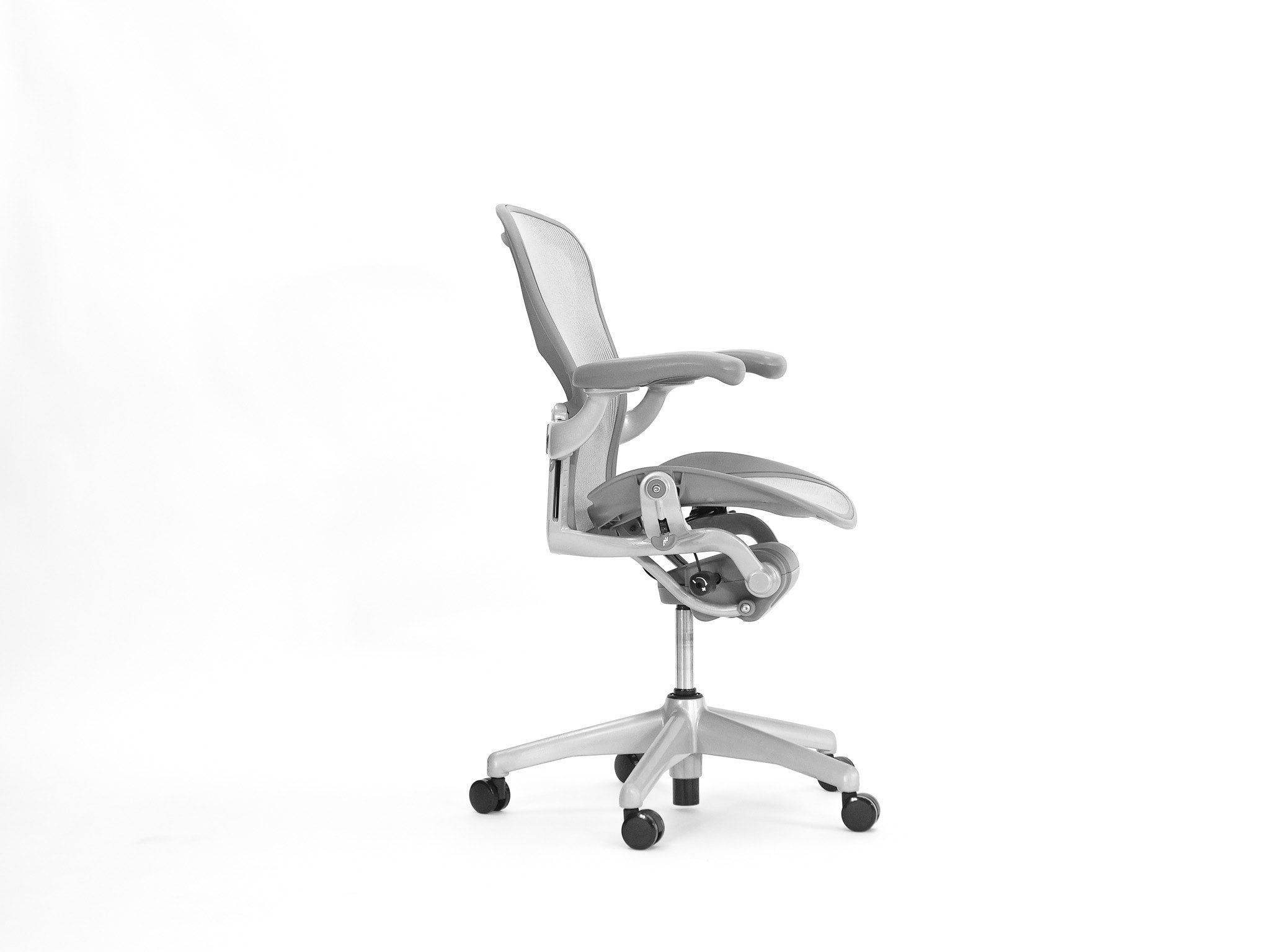 Herman Miller Model Aeron Classic Titanium ERG SOLUTIONS