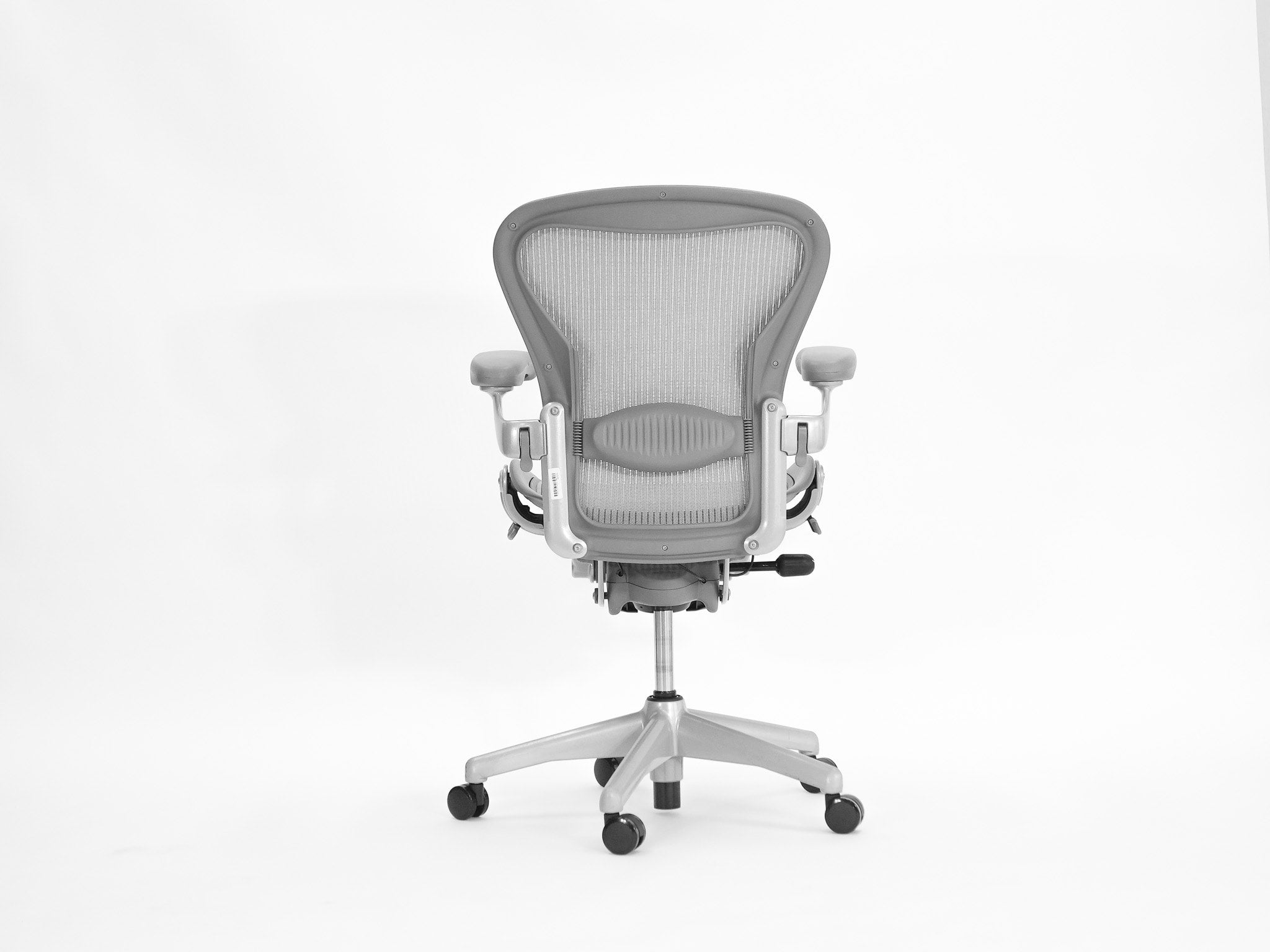 Aeron titanium hot sale